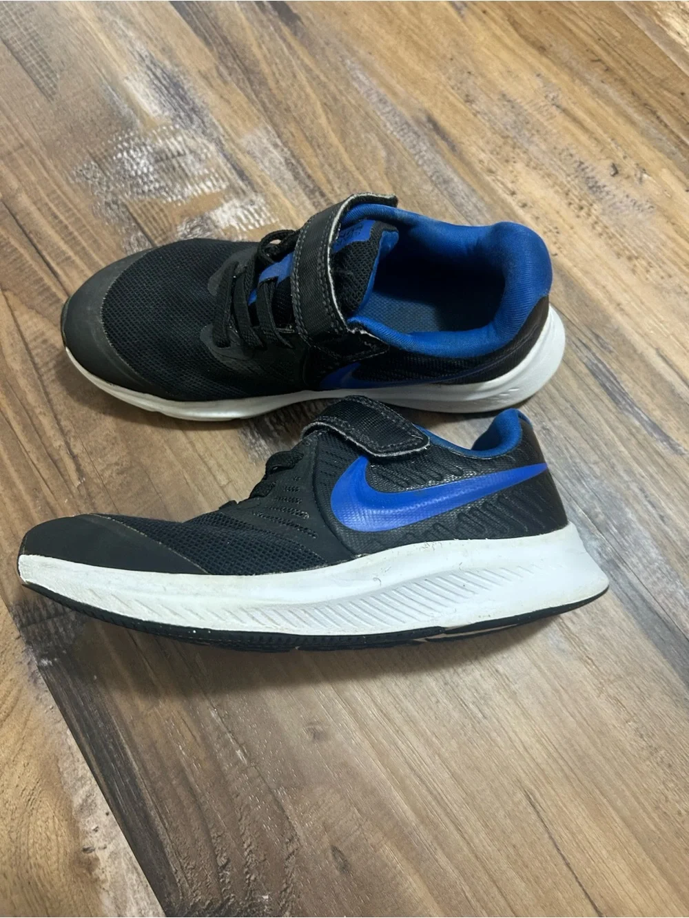 Nike Kids Black and Royal Blue Velcro Sneakers